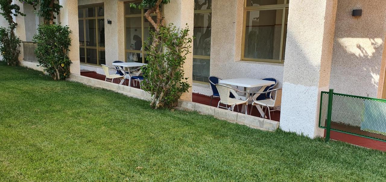 Bonito apartamento cerca de la playa Salou Exterior foto