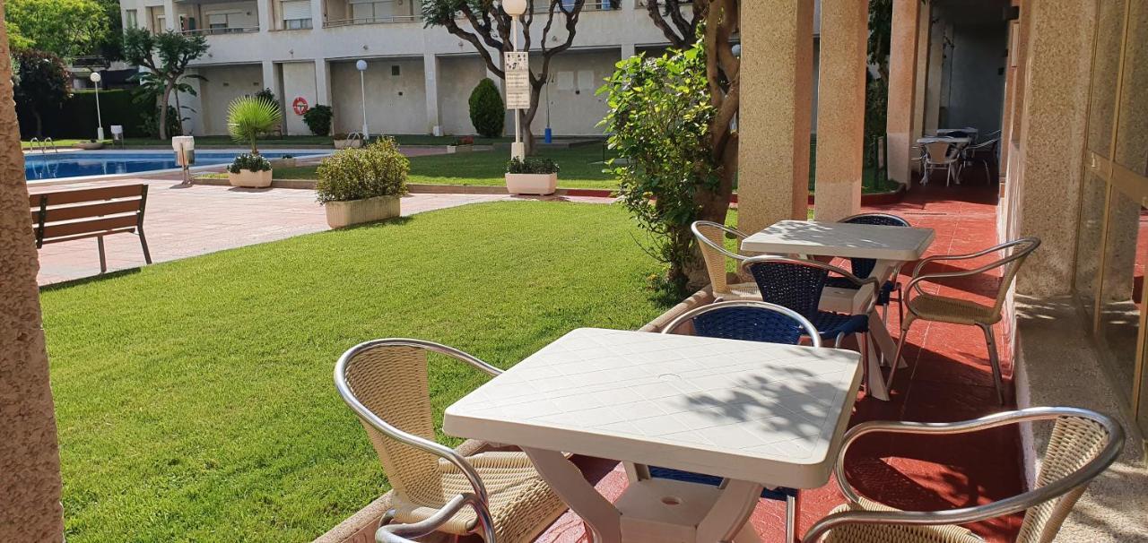 Bonito apartamento cerca de la playa Salou Exterior foto