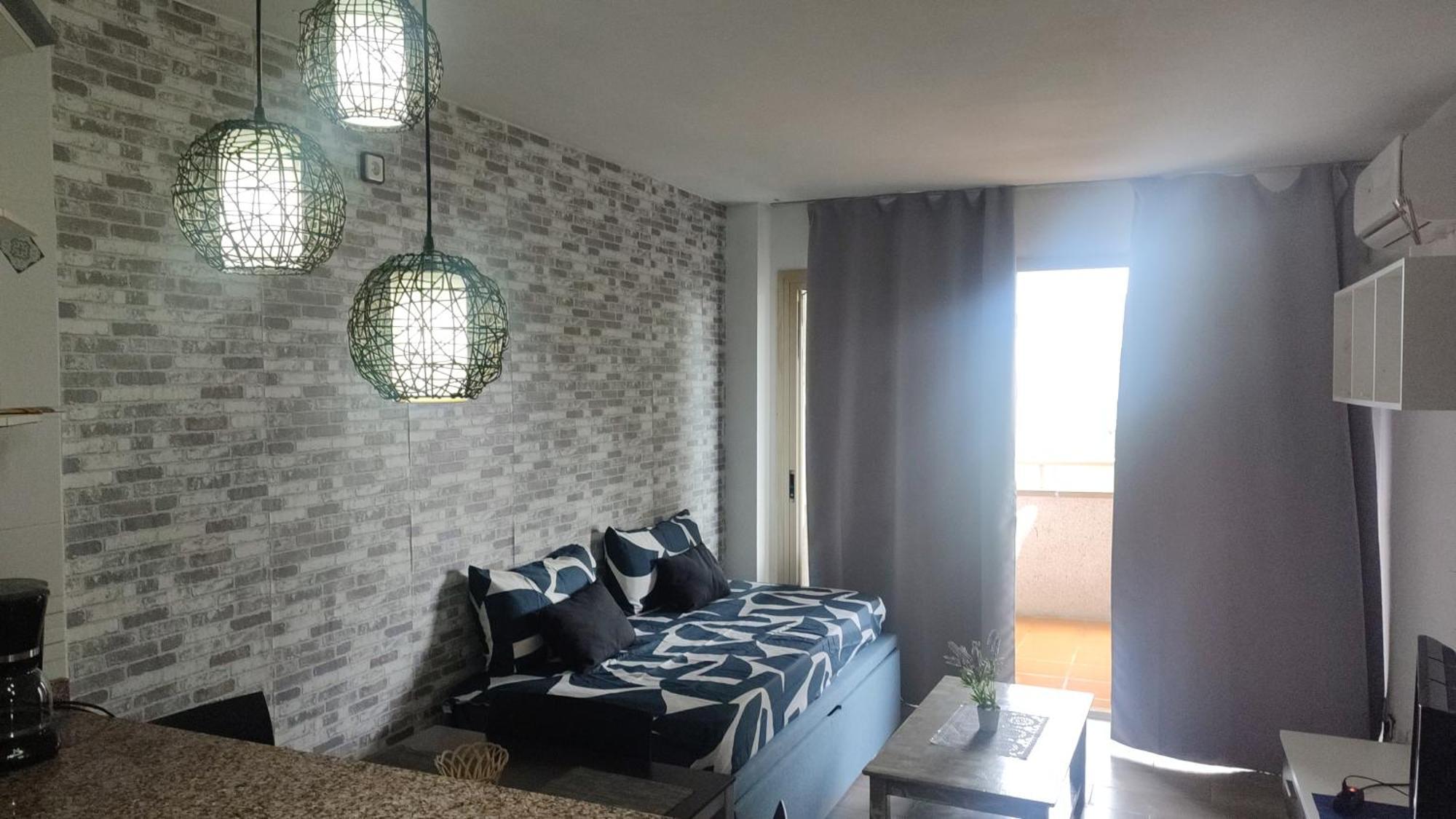 Bonito apartamento cerca de la playa Salou Exterior foto